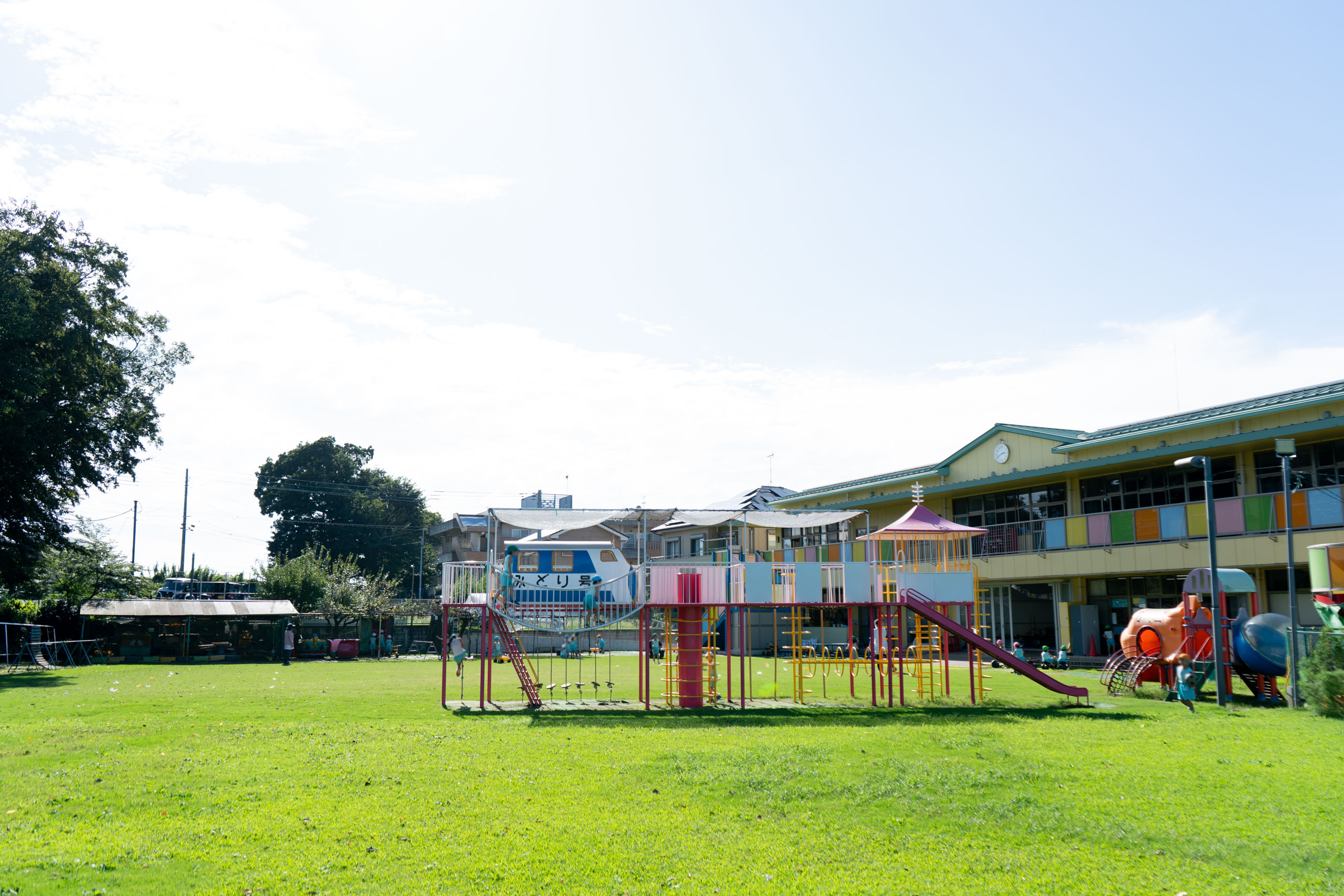千葉県鎌ヶ谷市の幼稚園・鎌ヶ谷みどり幼稚園園庭の芝生施工・管理